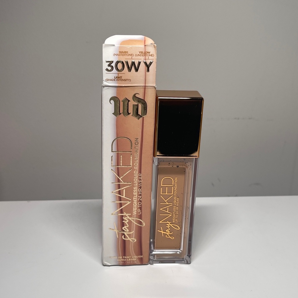 NEW Urban Decay STAY NAKED WEIGHTLESS LIQUID FOUNDATION 30ML in Shade 30WY